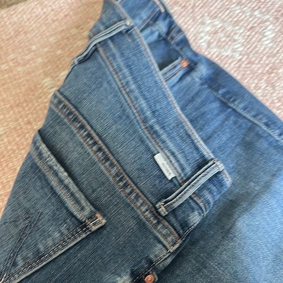 MOTHER The Insider Crop Step Chew jeans - Picture 8 of 12